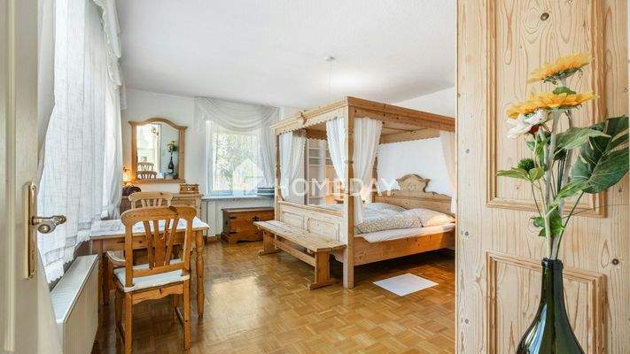 1. OG Schlafzimmer 2 1