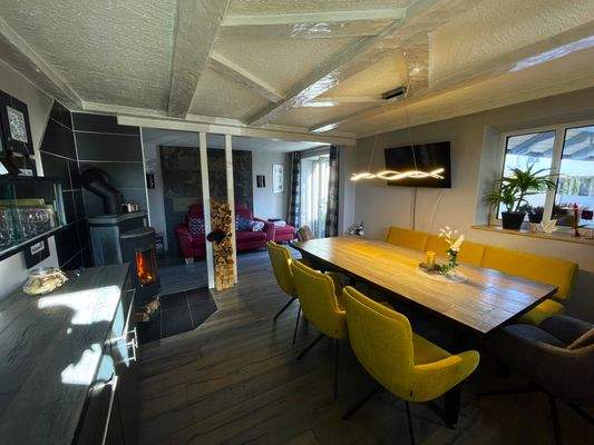 Wohn- und Esszimmer (EG)