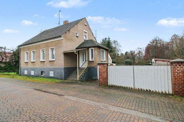 Objektansicht straßenseitig