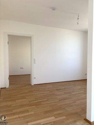 In Richtung der weiteren Zimmer