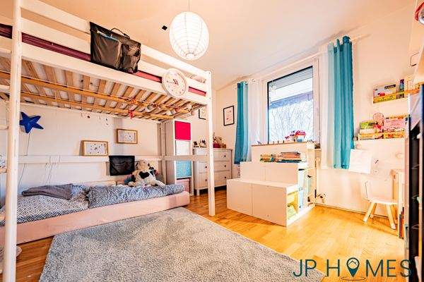 2_Kinderzimmer  (zweites Zimmer)