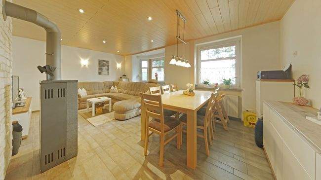 05_Wohn-und-Esszimmer