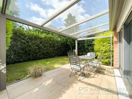 Überdachte Terrasse