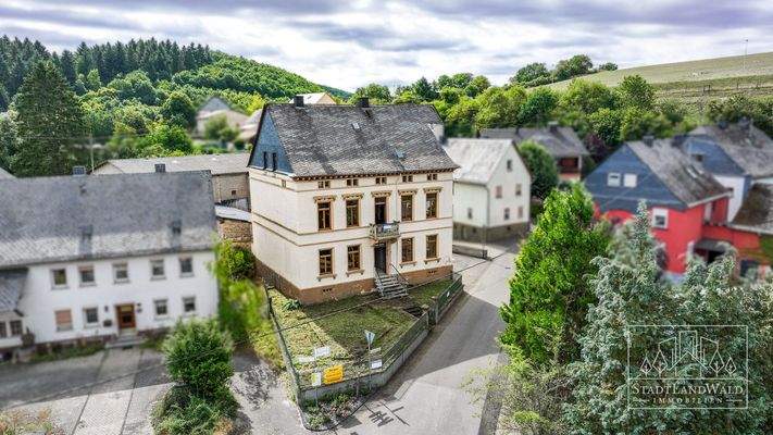 Luftbild Haupthaus - Umgebung