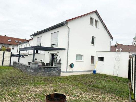 Hausansicht Seitlich.jpeg