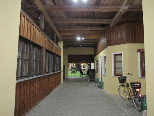 Scheune mit Abstellräumen