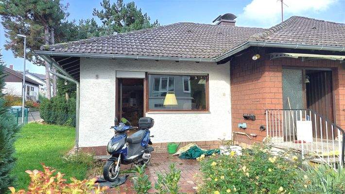 Seitenansicht vom Haus