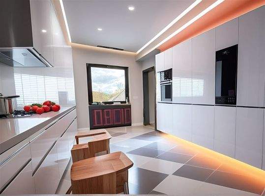 Küche eingerichtet mittels KI