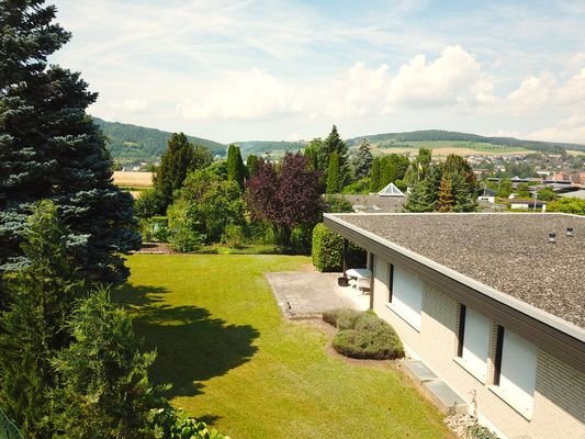 Einfamilienhaus mit großem Grundstück &amp; Garten