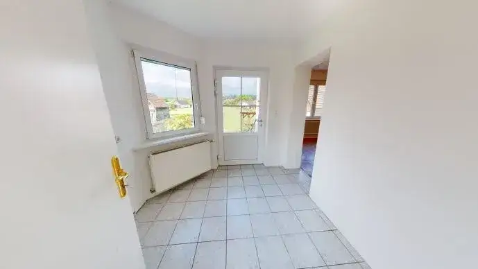 Vorraum Nebeneingang.jpeg