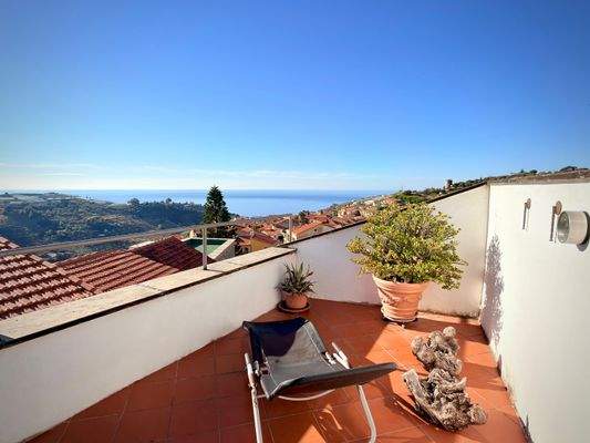 AT_1051_TERRA_ITALIA_IMMOBILIEN_REAL ESTATE_FOR SA