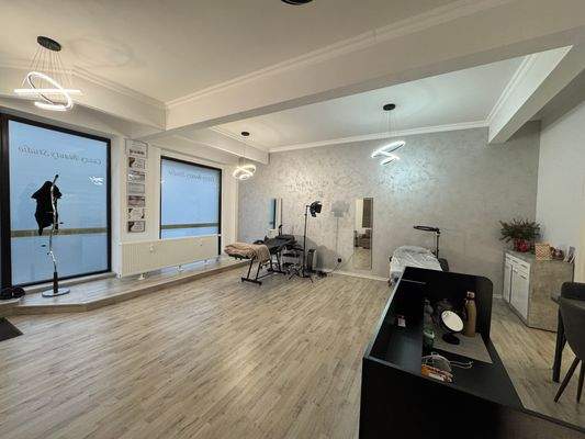 EG links_Kosmetikstudio