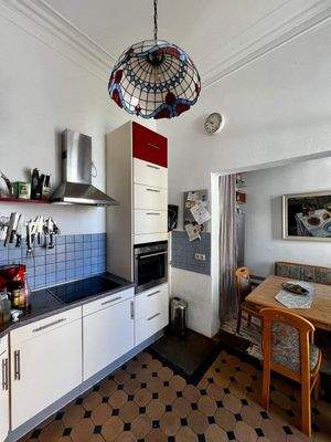 Küche mit Ausgang zur Terrasse