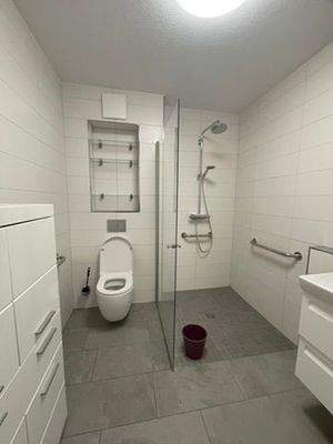 CF57F7A4-58DE-4C3B-B8DF-70F49DF1CFA1_4_5005_c