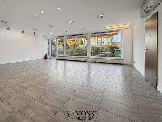 Ladenfläche Ansicht 1