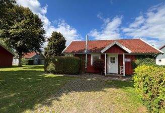 Ferienhaus im Regenbogen-Camp