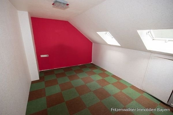 Altbestand Schlafraum 3 DG