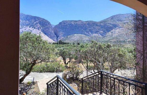 Kreta, Monastiraki: Großes Anwesen mit vielen Möglichkeiten zu verkaufen