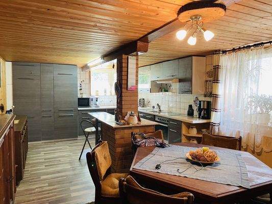 Küche mit Essplatz