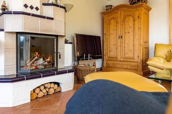 wohlige Wärme durch Kaminfeuer