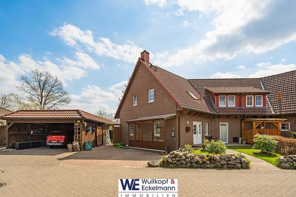 Doppelcarport mit Wallbox