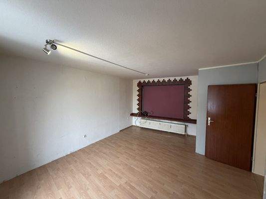 Zimmer Maisonette links