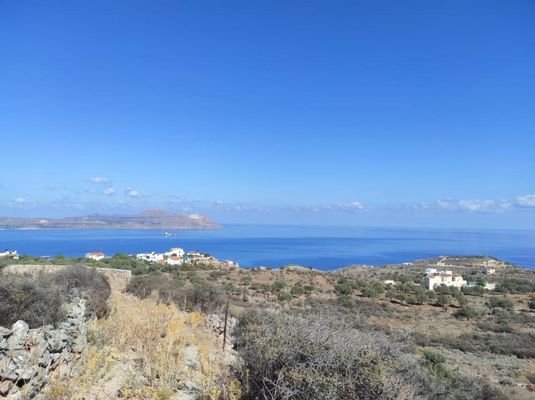 Kreta, Kokkino Chorio: Riesiges Grundstück mit Meerblick zu verkaufen