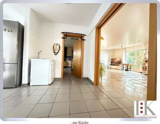 ...zur Küche