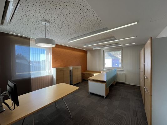 Büro 1