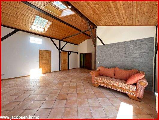 WE 3 Dachgeschoss Mitte Wohnzimmer Bild 2