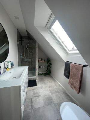 Duschbad Dachgeschoss