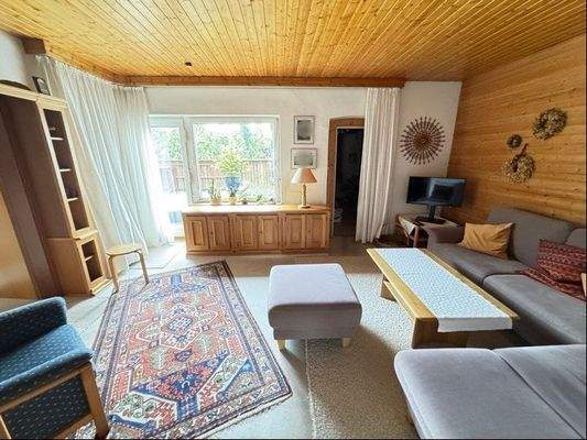 Wohnzimmer EG mit Terrassenzugang