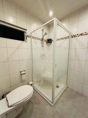 Duschbad im Erdgeschoss