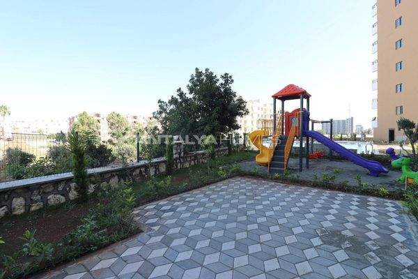 Apartments within Walking Distance of the Sea in Erdemli Mersin