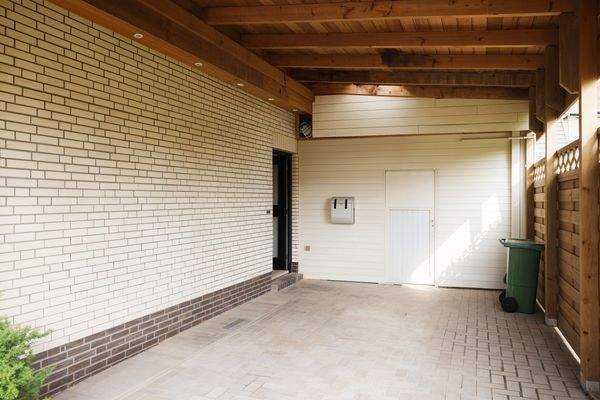 IMG_0237 - (KI generiert)