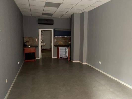 Ladenfläche Ansicht II