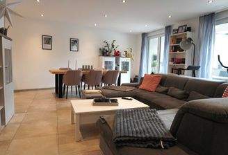 EG: Wohn-/Essbereich