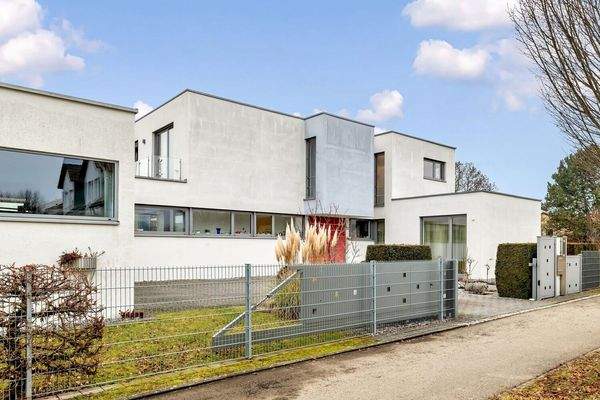 Außenansicht Eingang