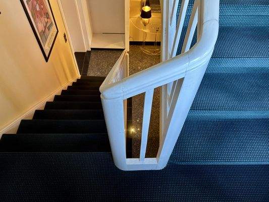 Treppenbereich - Blick in das Erdgeschoss