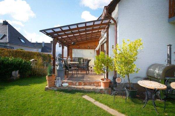 Überdachte Terrasse