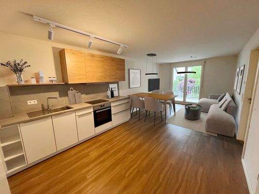 Wohnzimmer & Küche 2