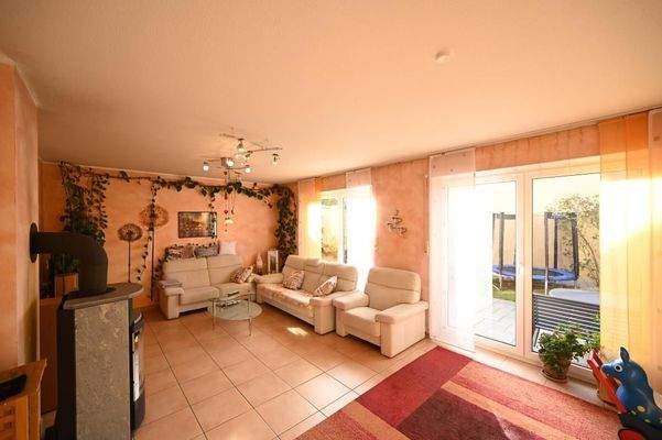 Wohnbereich mit Terrassenzugang