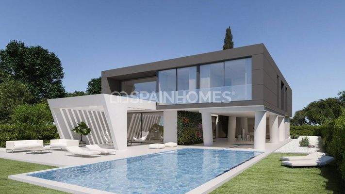 Spacious Villas with Golf Course View in Murcia