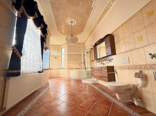 Badezimmer - Wohnung 2. OG