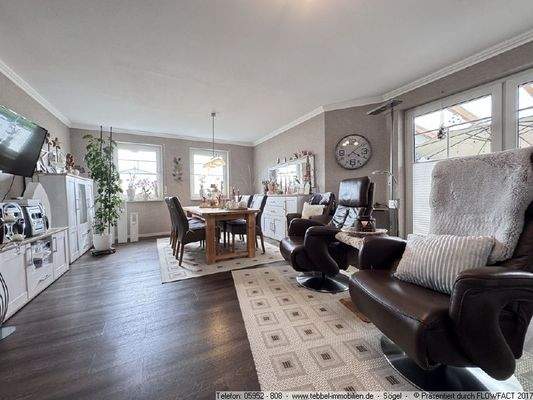 Wohn- und Esszimmer - Bild I