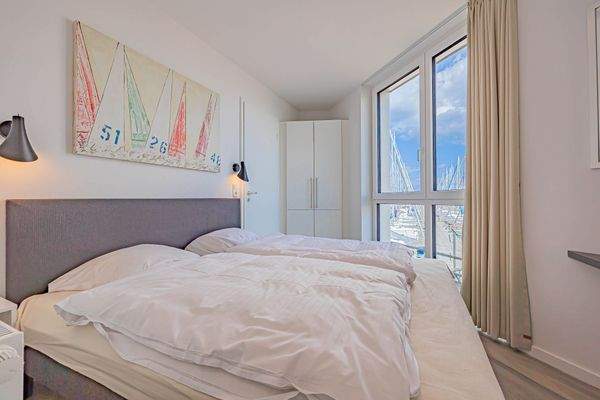 Schlafzimmer mit angrenzendem Duschbad en Suite