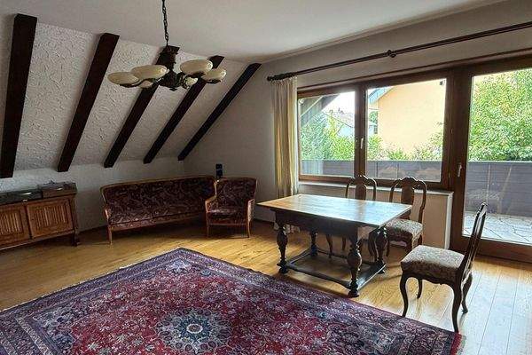 Kinderzimmer mit Balkonzugang