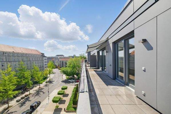 Terrasse mit Markisen