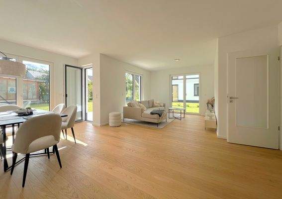 Helles &amp; gemütliches Wohnzimmer