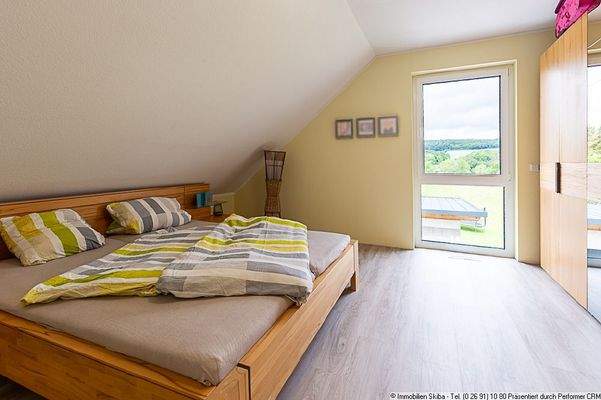 Schlafzimmer 1 Dachgeschoss